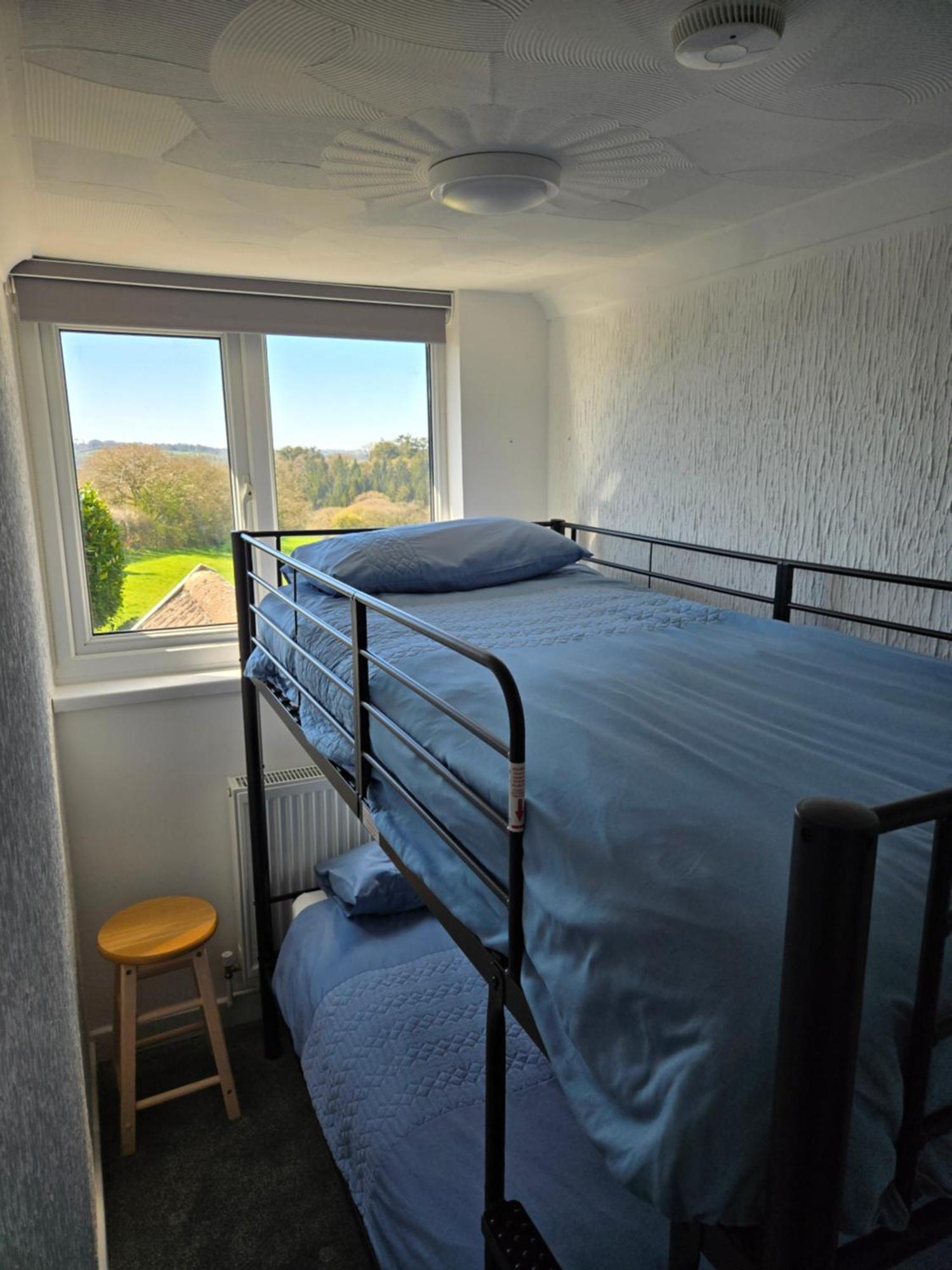 Beautiful Apartment With Private Pool Near Tenby Kilgetty Luaran gambar